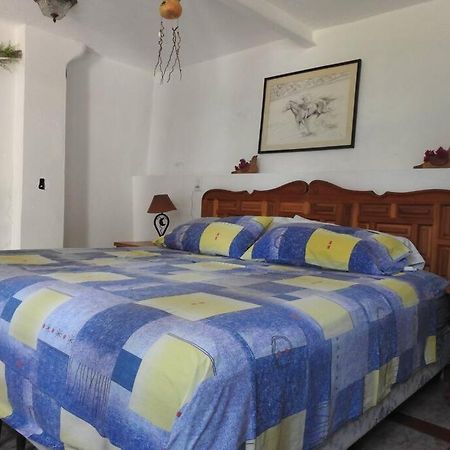 Habitacion Independiente A Pie Del Lago Con Ac Tequesquitengo Bagian luar foto