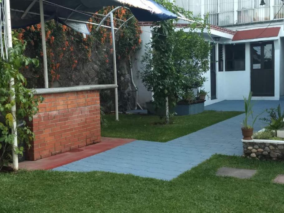 Habitacion Independiente A Pie Del Lago Con Ac Tequesquitengo Bagian luar foto