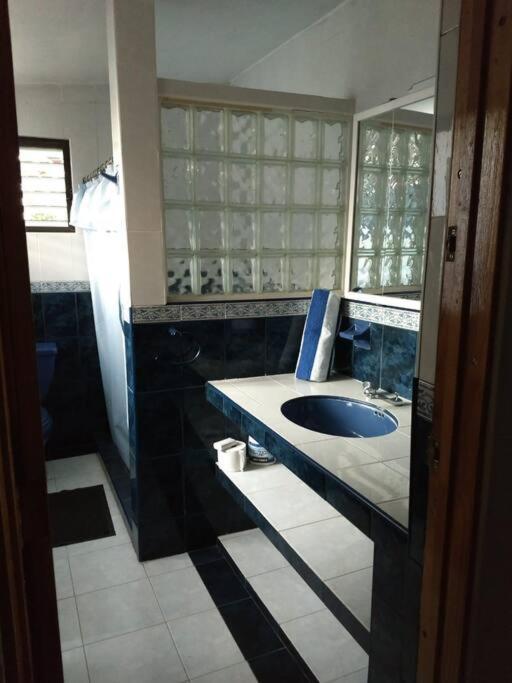 Habitacion Independiente A Pie Del Lago Con Ac Tequesquitengo Bagian luar foto